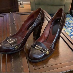 Marc Jacobs brown pumps with cute chain detail on toe, women’s Sz 10